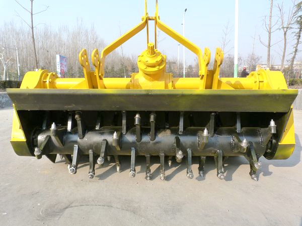 雙傳動兩排鏈條拌和機(jī)（中小型）